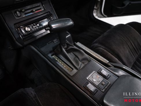 Used 1991 Pontiac Firebird Trans Am RWD image 23