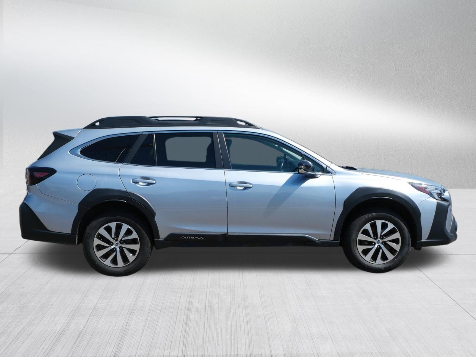 Used 2023 Subaru Outback Premium w/ Popular Package #1 AWD/4WD image 8