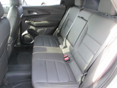 Used 2024 Chevrolet TrailBlazer RS w/ Driver Confidence Package AWD/4WD image 11