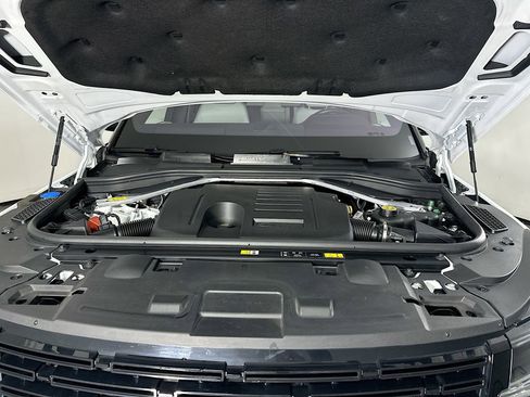 Used 2023 Land Rover Range Rover Sport SE image 34