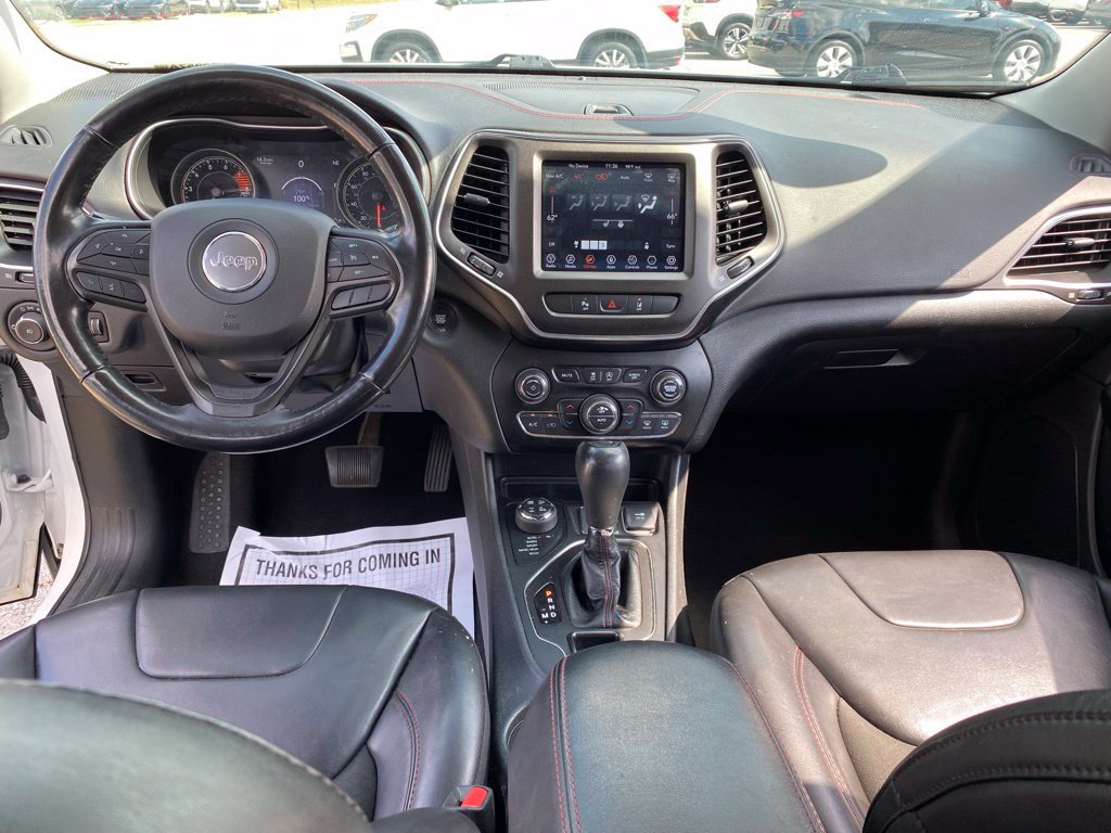 Used 2021 Jeep Cherokee Trailhawk AWD/4WD image 27
