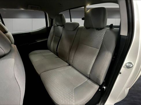 Used 2023 Toyota Tacoma SR AWD/4WD image 23
