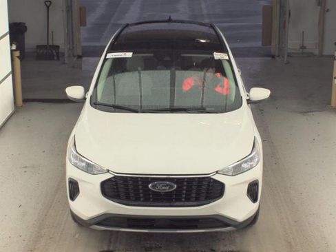 Used 2024 Ford Escape Active w/ Tech Pack #2 image 2