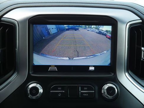 Used 2020 GMC Sierra 1500 SLE w/ SLE Value Package AWD/4WD image 5