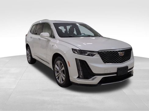 Used 2023 Cadillac XT6 Premium Luxury image 1
