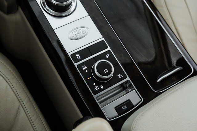 Used 2020 Land Rover Range Rover AWD/4WD image 26