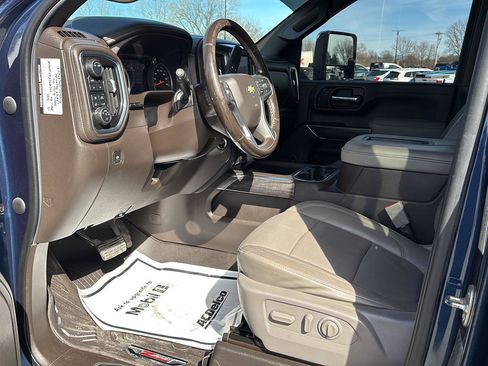 Used 2020 Chevrolet Silverado 2500 LTZ w/ LTZ Plus Package image 18