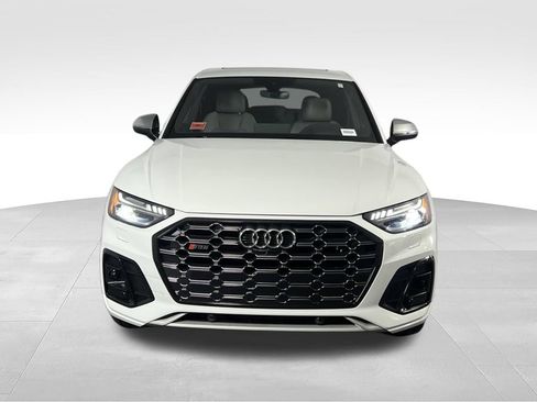 Used 2023 Audi SQ5 Prestige w/ Prestige Package AWD/4WD image 9