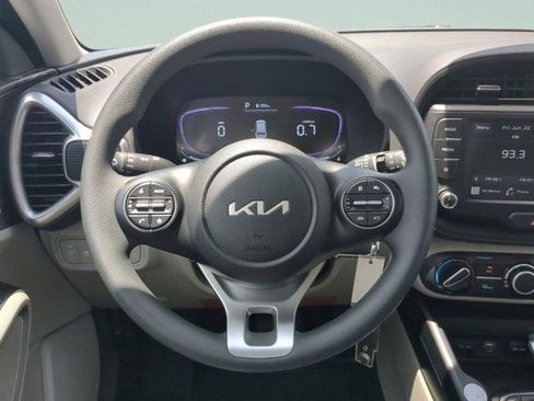 New 2025 Kia Soul LX w/ LX Technology Package image 11