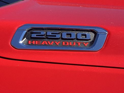 Used 2024 RAM 2500 Big Horn w/ Safety Group image 8