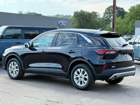 Used 2024 Ford Escape Active AWD/4WD image 30