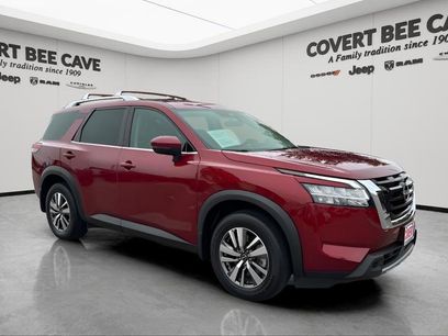 Used 2024 Nissan Pathfinder SL w/ Cargo Package