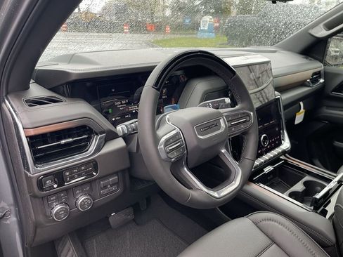 New 2026 GMC Yukon XL Denali w/ Denali Reserve Package AWD/4WD image 10
