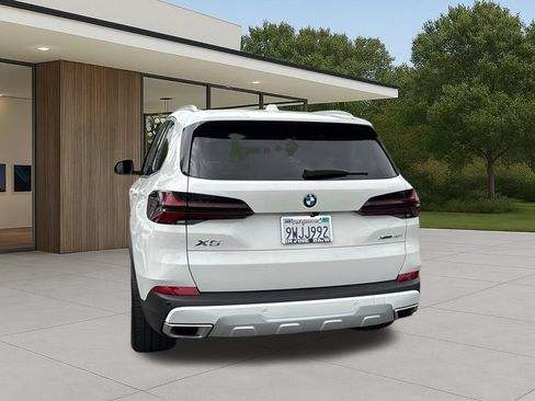 Used 2026 BMW X5 xDrive40i w/ Premium Package AWD/4WD image 11