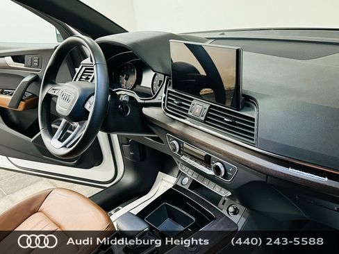 Certified 2023 Audi Q5 2.0T Premium w/ Convenience Package AWD/4WD image 10
