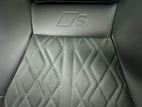 New 2026 Audi SQ5 Prestige AWD/4WD image 38