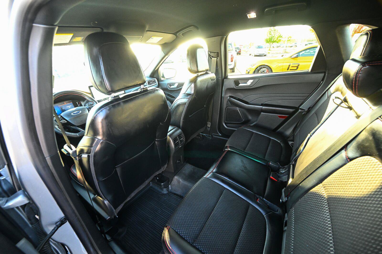 Used 2024 Ford Escape ST-Line w/ Tech Pack #1 AWD/4WD image 22
