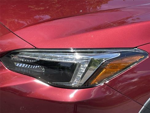 Used 2019 Subaru Crosstrek 2.0i Limited w/ Moonroof Package AWD/4WD image 6