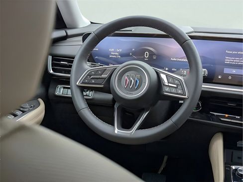 New 2025 Buick Envision Preferred image 32