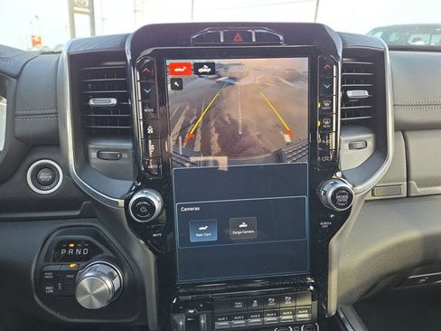 Used 2024 RAM 2500 Laramie w/ Night Edition image 19