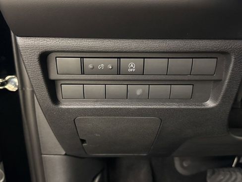 New 2026 Mitsubishi Outlander ES FWD image 19