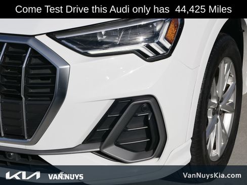Used 2024 Audi Q3 2.0T Premium image 8