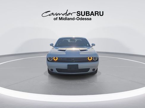 Used 2023 Dodge Challenger SXT RWD image 3