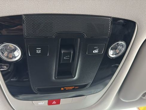 Used 2024 Kia Seltos EX image 29