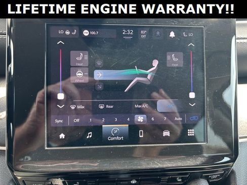 Used 2023 Jeep Grand Cherokee Laredo image 25