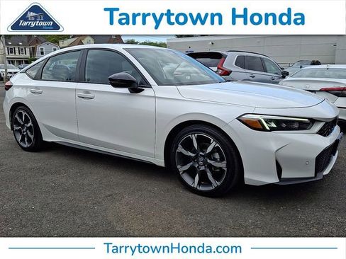 Used 2025 Honda Civic Sport Touring image 1