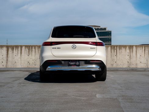 Certified 2023 Mercedes-Benz EQS 450+ 4MATIC SUV image 5