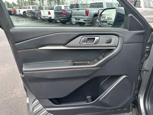 Used 2025 Ford Explorer ST-Line w/ Premium Package AWD/4WD image 20