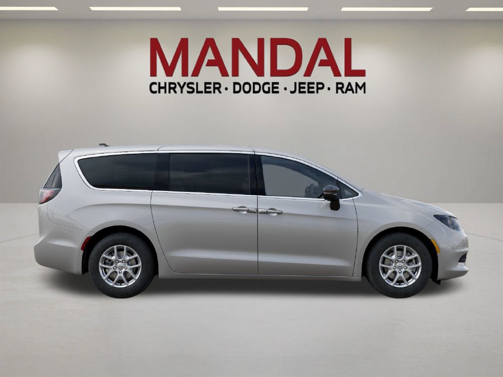 New 2026 Chrysler Voyager LX FWD image 21
