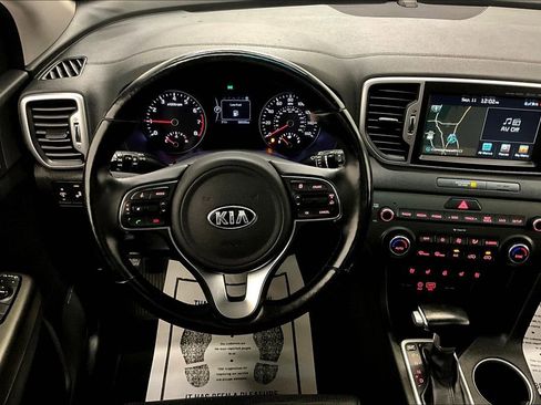 Used 2017 Kia Sportage EX w/ EX Technology Package image 8