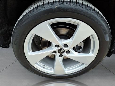 Used 2025 Audi Q5 Premium Plus w/ Premium Plus image 7