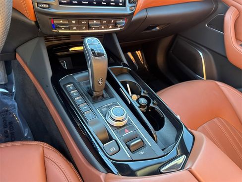 Used 2022 Maserati Levante Modena image 30