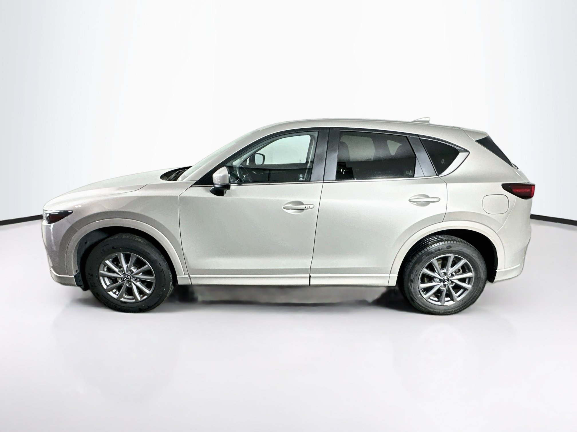 Used 2025 MAZDA CX-5 AWD 2.5 S w/ Preferred Package image 4