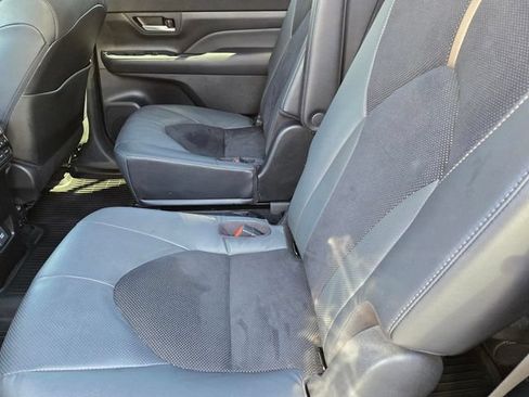 Certified 2025 Toyota Grand Highlander AWD Hybrid image 15