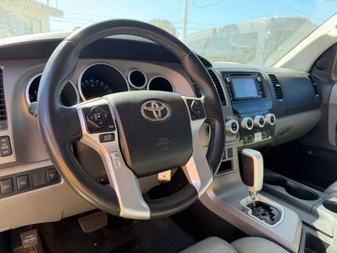 Used 2014 Toyota Sequoia Limited image 11