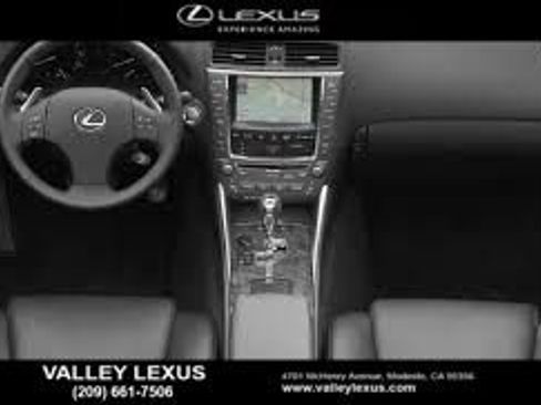 Used 2010 Lexus IS 350C image 7