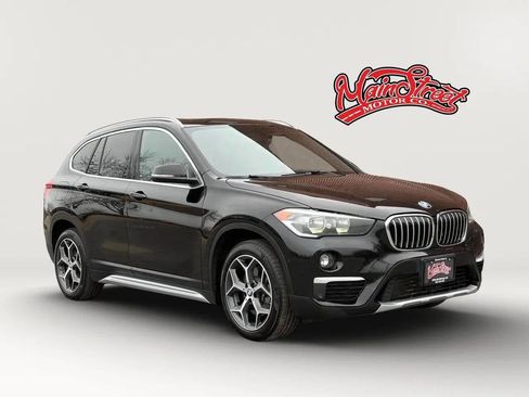 Used 2018 BMW X1 xDrive28i w/ Convenience Package image 1