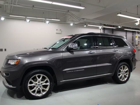 Used 2014 Jeep Grand Cherokee Summit AWD/4WD image 3