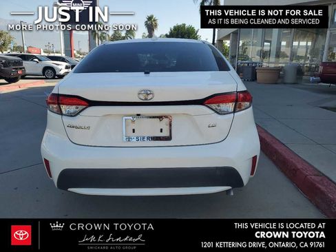 Used 2020 Toyota Corolla LE w/ Carpet Mat Package (TMS) FWD image 3