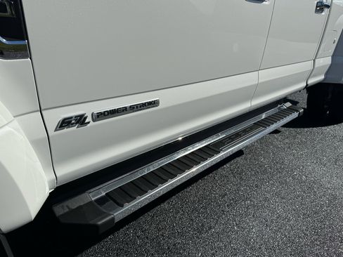 Used 2022 Ford F450 Lariat w/ Lariat Ultimate Package image 51