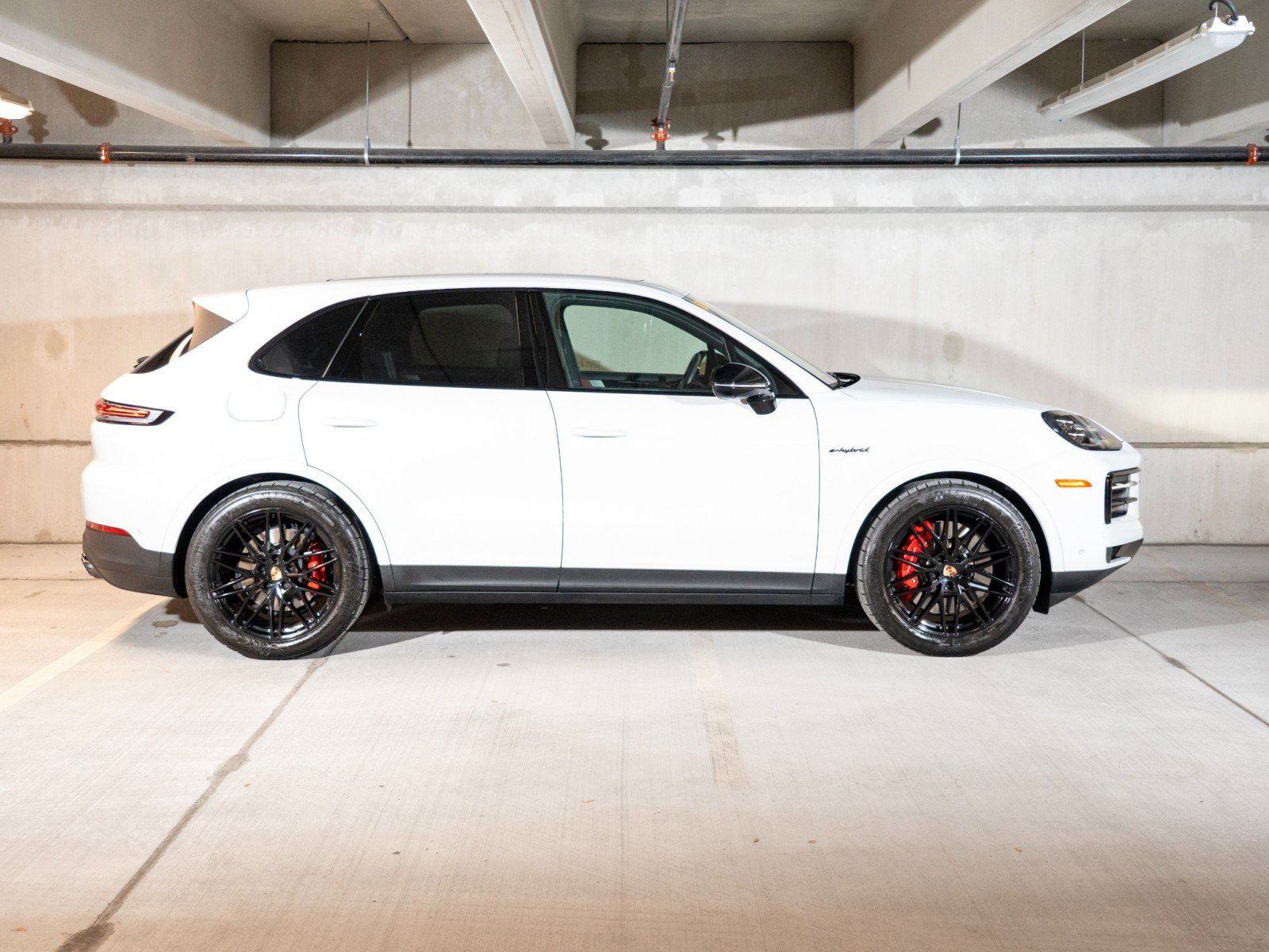 Certified 2026 Porsche Cayenne S AWD/4WD image 8