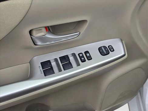 Used 2014 Toyota Prius V Two FWD image 17