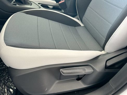 Certified 2025 Volkswagen Taos S FWD image 13