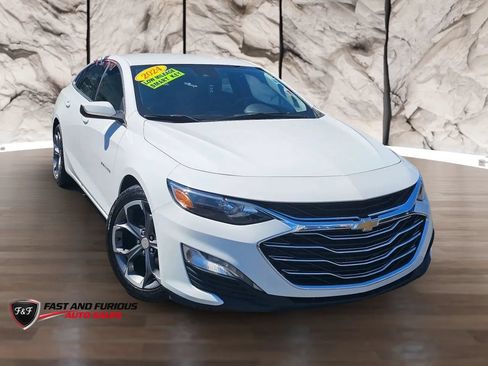 Used 2024 Chevrolet Malibu LT FWD image 1