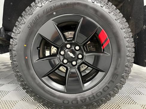 Used 2020 Chevrolet Colorado LT w/ Redline Special Edition AWD/4WD image 27