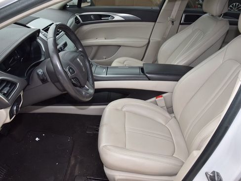 Used 2019 Lincoln MKZ Premiere image 11